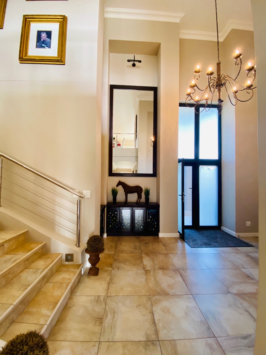 3 Bedroom Property for Sale in Country Club Western Cape